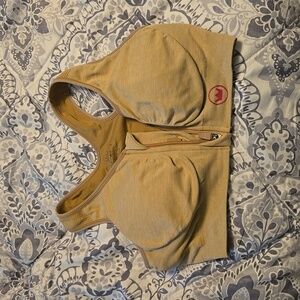 She fit low impact bra M